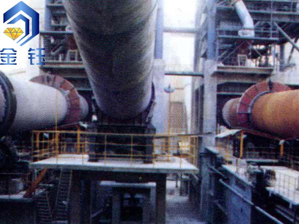 怎樣根據礦石原料選擇適合的破碎設備？